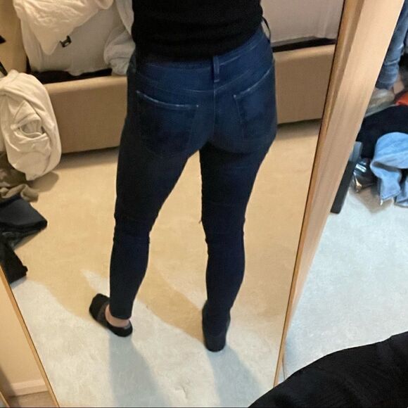 AG Adriano Goldschmied The Farrah Skinny Jeans with rip in 1 knee. Size 25! - Picture 3 of 5